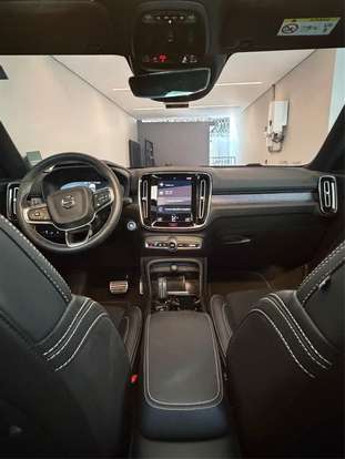 VOLVO-XC40-1.5 T5 RECHARGE R-DESIGN GEARTRONIC VOLVO-XC40-2021