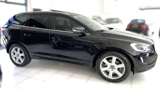 VOLVO-XC60-2013