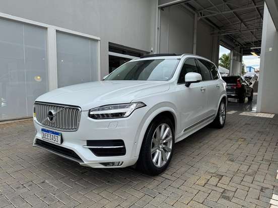 VOLVO-XC90-2018