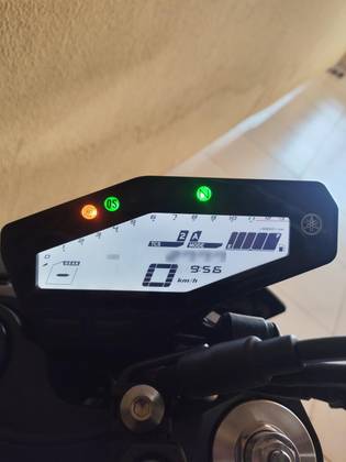 YAMAHA MT-09 