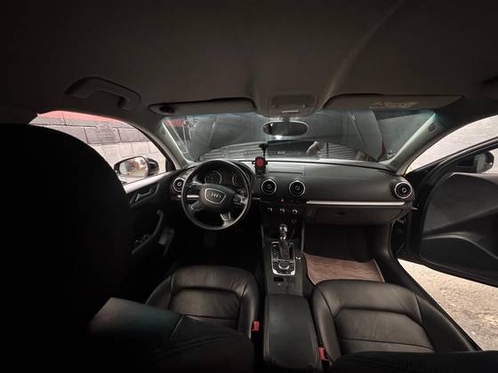 /en/city/cate-car-used-car/audi-a3-2015-1-4-tfsi-sedan-attraction-16v-gasoline-4p-s-tronic-44008290133346304/-8