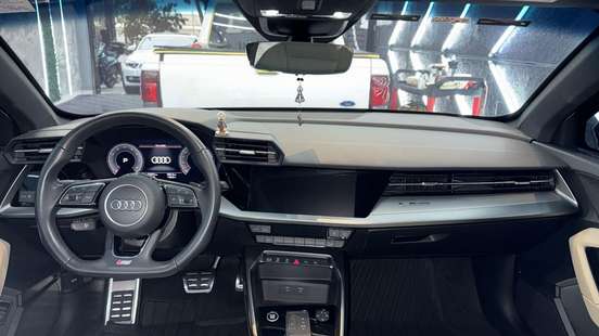AUDI-A3-2021