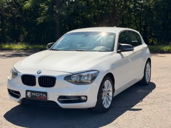 BMW 118i 1.6 FULL 16V TURBO GASOLINA 4P AUTOMÁTICO BMW 118i 1.6 FULL 16V TURBO GASOLINA 4P AUTOMÁTICO