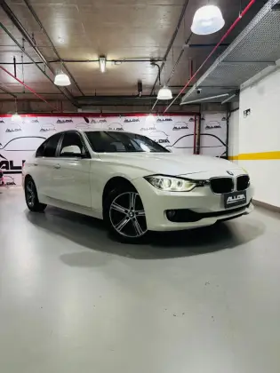 BMW 320i 2.0 16V TURBO ACTIVE FLEX 4P AUTOMÁTICO BMW 320i 2.0 16V TURBO ACTIVE FLEX 4P AUTOMÁTICO
