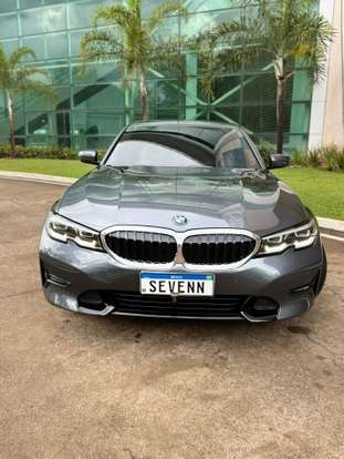 BMW-320i-2019