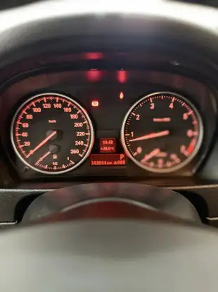 BMW-X1-2.0 18I S-DRIVE 4X2 16V GASOLINA 4P AUTOMÁTICO BMW-X1-2013