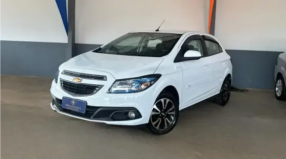 CHEVROLET ONIX 1.4 MPFI LTZ 8V FLEX 4P AUTOMÁTICO CHEVROLET ONIX 1.4 MPFI LTZ 8V FLEX 4P AUTOMÁTICO