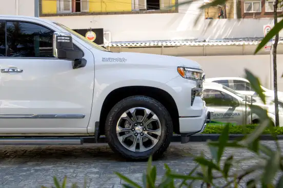 CHEVROLET-SILVERADO-2023