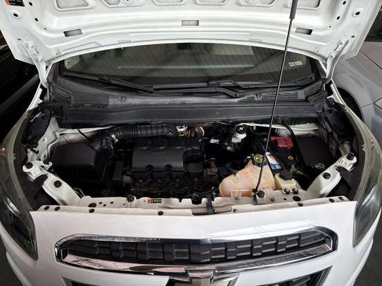 CHEVROLET-SPIN-2012