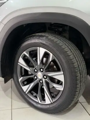 CHEVROLET-TRACKER-2024