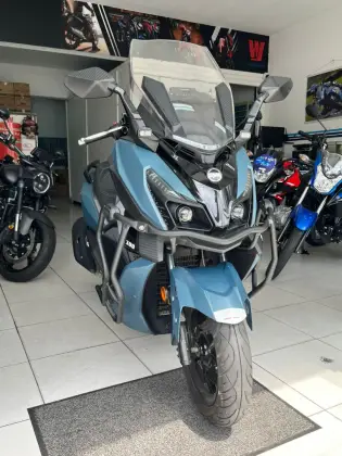 DAFRA CRUISYM 300 
