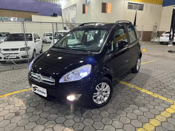 FIAT IDEA 1.4 MPI ATTRACTIVE 8V FLEX 4P MANUAL FIAT IDEA 1.4 MPI ATTRACTIVE 8V FLEX 4P MANUAL