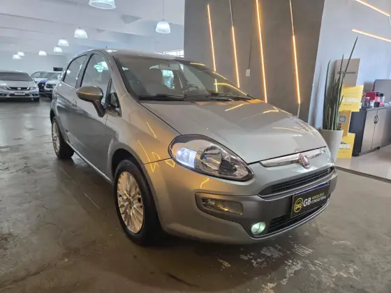 FIAT PUNTO 1.6 ESSENCE 16V FLEX 4P MANUAL