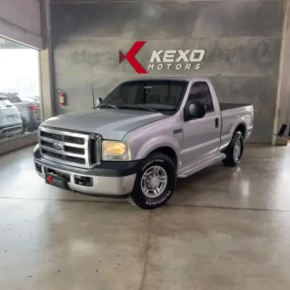 FORD F-250 3.9 XLT MAX POWER 4X2 CS DIESEL 2P MANUAL FORD F-250 3.9 XLT MAX POWER 4X2 CS DIESEL 2P MANUAL
