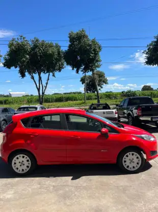 FORD-FIESTA-2015
