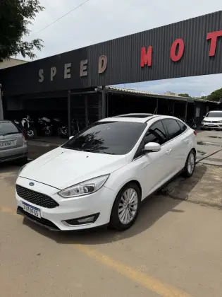 FORD FOCUS 2.0 TITANIUM FASTBACK 16V FLEX 4P POWERSHIFT FORD FOCUS 2.0 TITANIUM FASTBACK 16V FLEX 4P POWERSHIFT