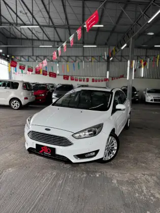 FORD FOCUS 2.0 TITANIUM PLUS SEDAN 16V FLEX 4P POWERSHIFT