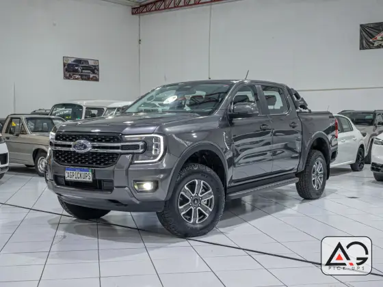 FORD RANGER 3.0 V6 TURBO DIESEL CD XLT 4X4 AUTOMÁTICO FORD RANGER 3.0 V6 TURBO DIESEL CD XLT 4X4 AUTOMÁTICO