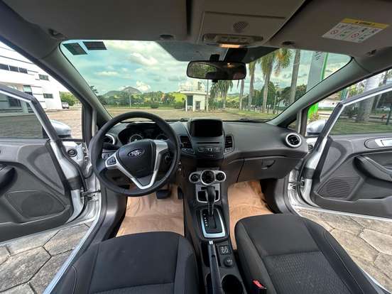 FORD-FIESTA-2017