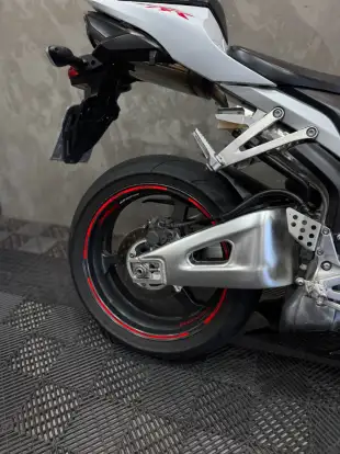 HONDA-CBR 600RR-2013