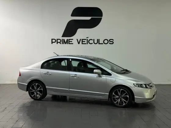 HONDA CIVIC 1.8 LXS 16V FLEX 4P AUTOMÁTICO