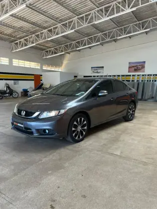 HONDA CIVIC 2.0 LXR 16V FLEX 4P AUTOMÁTICO HONDA CIVIC 2.0 LXR 16V FLEX 4P AUTOMÁTICO