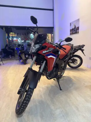 HONDA XRE 300 SAHARA RALLY 