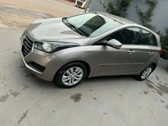 HYUNDAI HB20 1.0 COMFORT 12V FLEX 4P MANUAL