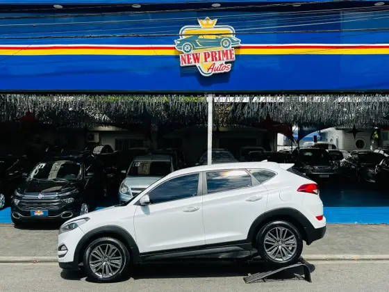 HYUNDAI TUCSON 1.6 16V T-GDI GASOLINA GLS ECOSHIFT HYUNDAI TUCSON 1.6 16V T-GDI GASOLINA GLS ECOSHIFT