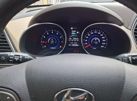 HYUNDAI-GRAND SANTA FÉ-2015