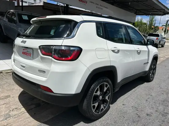 JEEP-COMPASS-2.0 16V DIESEL LONGITUDE 4X4 AUTOMÁTICO JEEP-COMPASS-2020