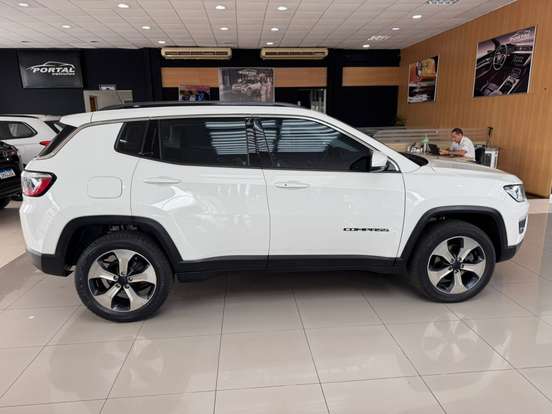JEEP-COMPASS-2.0 16V DIESEL LONGITUDE 4X4 AUTOMÁTICO JEEP-COMPASS-2018