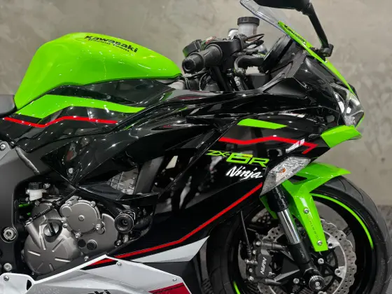 KAWASAKI NINJA ZX-6R KRT 