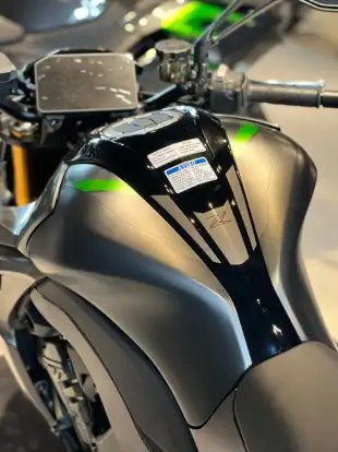 KAWASAKI-Z1100 SE KAWASAKI-Z1100 SE-2026