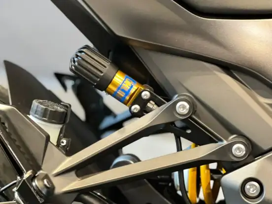 KAWASAKI-Z1100 SE KAWASAKI-Z1100 SE-2026