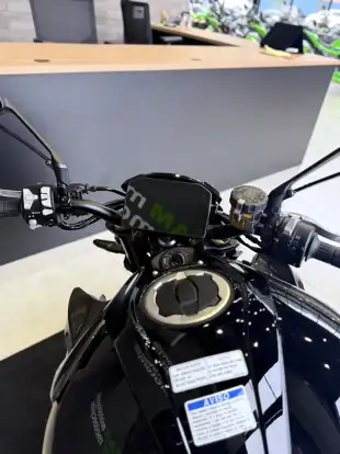 KAWASAKI-Z1100-2026
