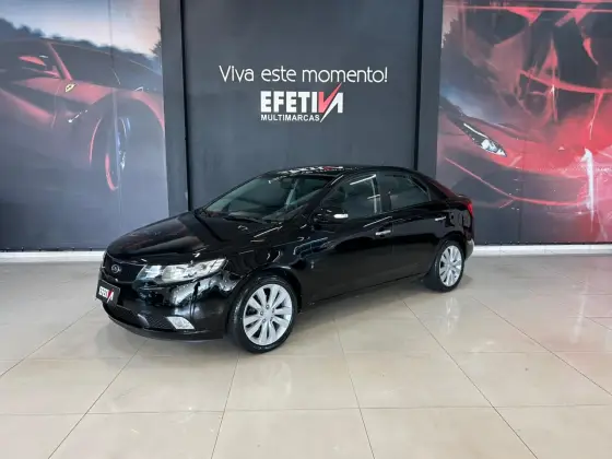 KIA CERATO 1.6 SX2 16V GASOLINA 4P AUTOMÁTICO KIA CERATO 1.6 SX2 16V GASOLINA 4P AUTOMÁTICO