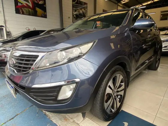 KIA SPORTAGE 2.0 EX 4X2 16V FLEX 4P AUTOMÁTICO KIA SPORTAGE 2.0 EX 4X2 16V FLEX 4P AUTOMÁTICO