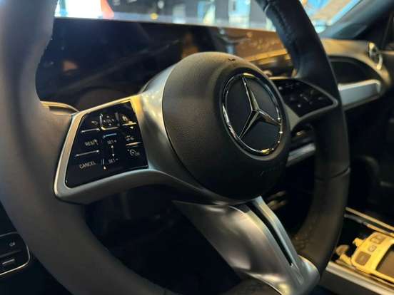 MERCEDES-BENZ-GLB 220-2.0 MHEV PROGRESSIVE 4MATIC 8G-DCT MERCEDES-BENZ-GLB 220-2025