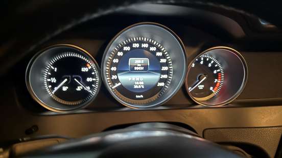 MERCEDES-BENZ-C 180-2013