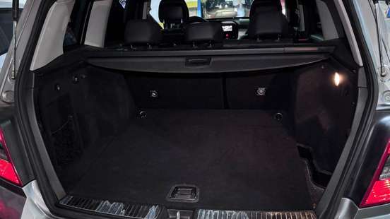MERCEDES-BENZ-GLK 300-2011