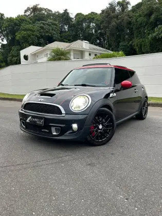 MINI COOPER 1.6 S JOHN COOPER WORKS 16V TURBO GASOLINA 2P MANUAL MINI COOPER 1.6 S JOHN COOPER WORKS 16V TURBO GASOLINA 2P MANUAL