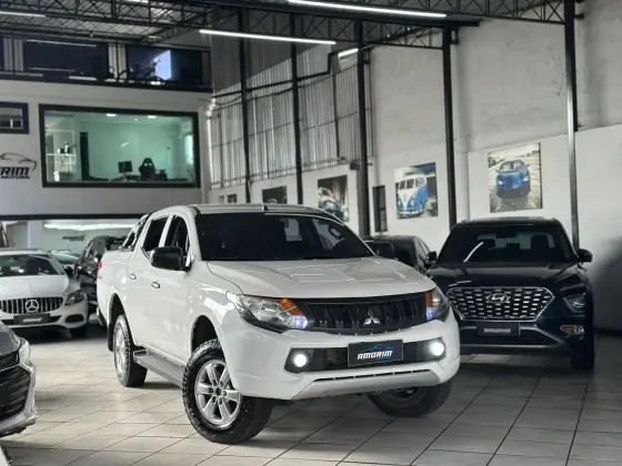 MITSUBISHI L200 TRITON 2.4 16V TURBO DIESEL SPORT GL CD 4P 4X4 MANUAL