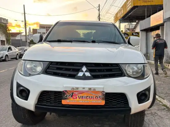 MITSUBISHI-L200 TRITON-3.2 GL 4X4 CD 16V TURBO INTERCOLER DIESEL 4P MANUAL MITSUBISHI-L200 TRITON-2014