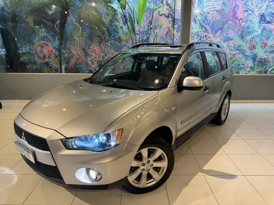 MITSUBISHI OUTLANDER 2.0 16V GASOLINA 4P AUTOMÁTICO