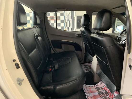 MITSUBISHI-L200-3.5 SPORT HPE 4X4 V6 24V FLEX 4P AUTOMÁTICO MITSUBISHI-L200-2010