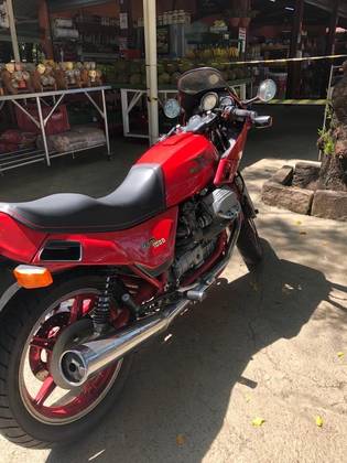 MOTO GUZZI V 1000 LE MANS 