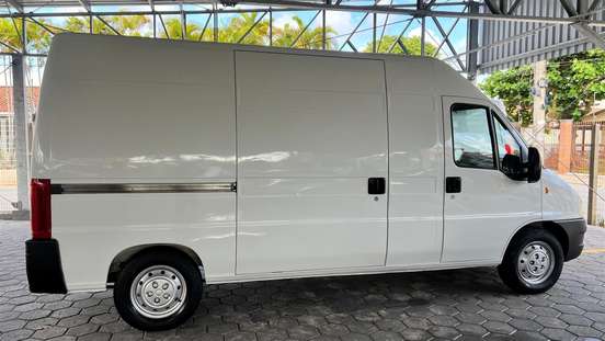 PEUGEOT-BOXER-2006