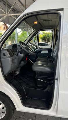 PEUGEOT-BOXER-2006