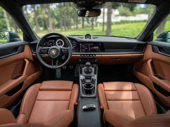 PORSCHE-911-2025